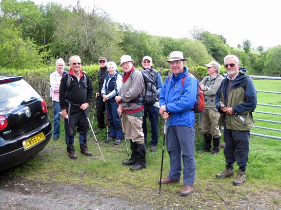 1.Cwm Maen Gwynedd in the Berwyn Mountains
Ready to start off from the car park at Cwm Maen.
Keywords: May10 Ian Sunday