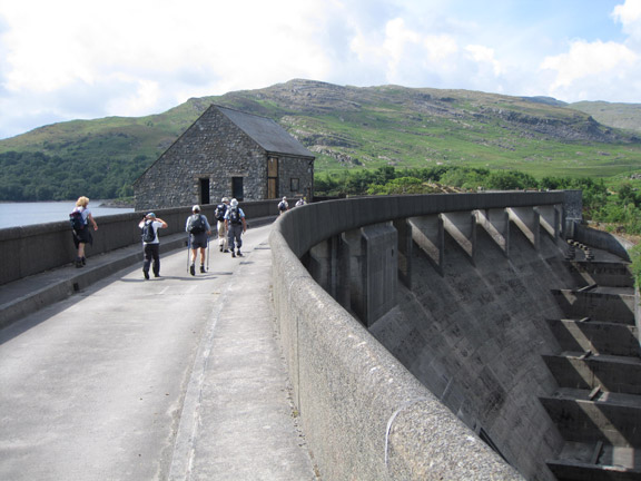 2.Moel-y-Gyrafolen
Crossing the dam on the way out.
Keywords: June10 Sunday Tecwyn