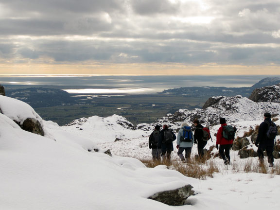 4.Cylchdaith Yr Arddu Circular
Views of the sea until we turn left to follow our outgoing path to Croesor.
Keywords: Feb10 Sunday Ian