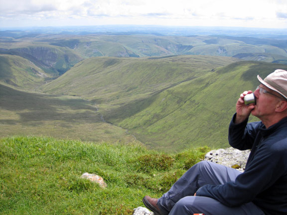 3.The Arans
Lunch at the top of Aran Fawddwy looking East down the Llaethnant, the source of the River Dovey.
Keywords: July10 Sunday Noel Hugh