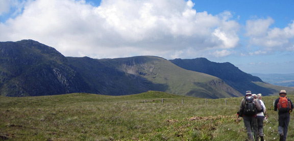 4.The Arans
L-R: Aran Fawddwy, Erw y Ddafad-ddu, Aran Benllyn, Creigiau Llwydion, from Drysgol.
Keywords: July10 Sunday Noel Hugh