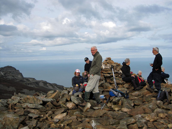 2.Yr Eifl, Nant Gwtheyrn 31/10/10.
Morning coffee on top of Tre'r Ceiri.
Keywords: Oct10  Sunday Judith Thomas