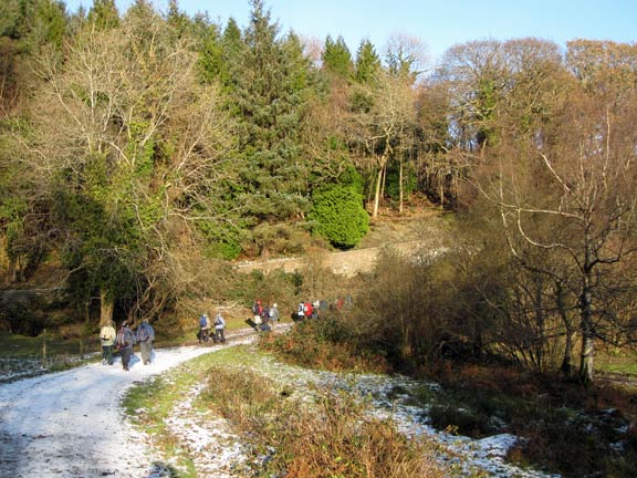 6.Tremadog 2/12/10
Well into the Wern Estate making towards Penmorfa. We were on a path which Tecwyn had never been on.
Keywords: Dec10 Thursday Ian Spencer