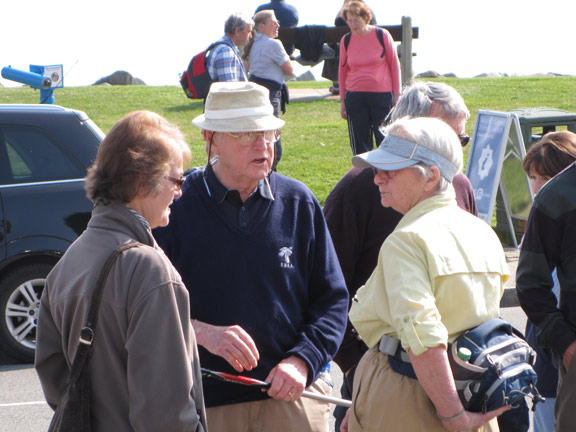 1.Criccieth AGM Walk
24th Mar 2011. Walk leader adjusts his pole before starting off with 40 other walkers.
Keywords: March11 Thursday Dafydd Williams