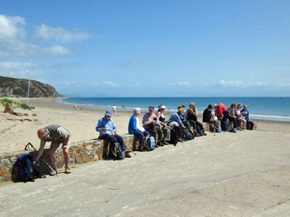 3.Cylchdaith Llanbedrog & Mynytho Circular
19th May 2011. Lunch at the Warren. Photo: Tecwyn Williams.
Keywords: May11 Thursday Rhian Roberts Mary Evans