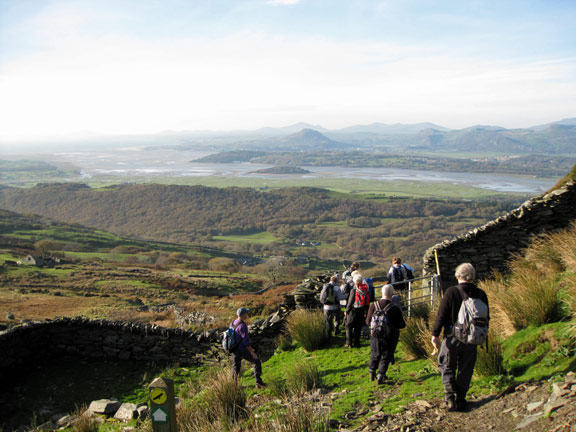 5.Harlech to Llandecwyn Ardudwy Way
Skirting Y Gyrn with Portmeirion and Borth y Gest in the background.
Keywords: Nov11 Sunday Dafydd Williams