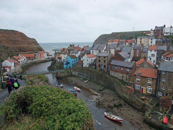 7.North York Moors
14-19/4/2012. Staithes. Photo: Cleaton Williams.
Keywords: April12 Whitby Ian Spencer