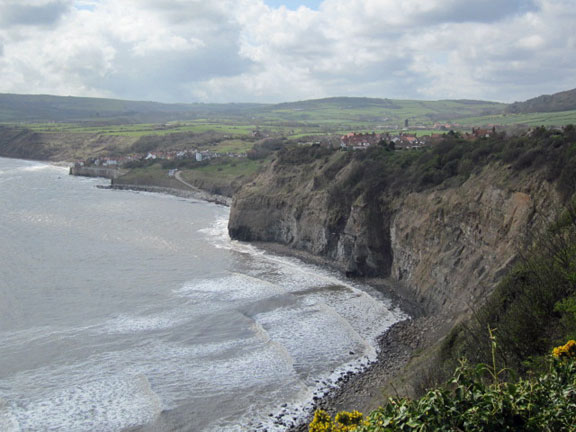 18.North York Moors
14-19/4/2012. South Robin Hood Bay. Photo: Tecwyn Williams.
Keywords: April12 Whitby Ian Spencer