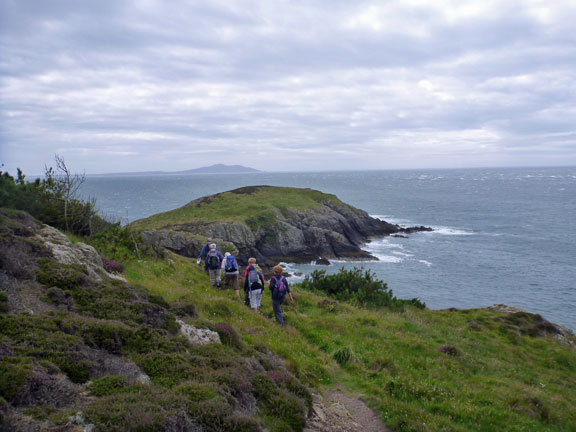 5.Anglesey Coastal Path Cemaes to Church Bay
22/07/12. Approaching Ynys y-fydlyn. Holyhead Island on the horizon.
Keywords: Jul12 Sunday Ian Spencer