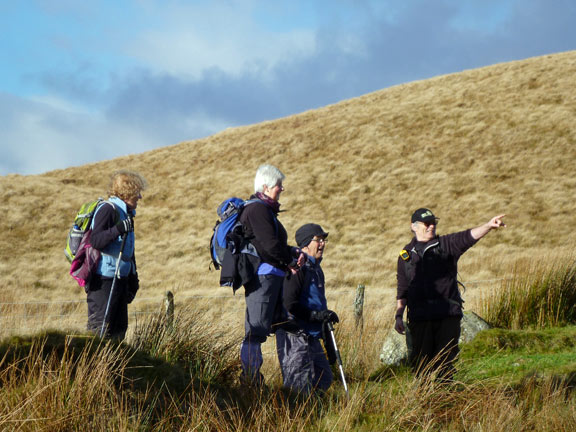 2.Cwm Prysor, Bwlch y Bi, Viaduct
11/11/12. The leader points out that the invisible path has just made a 90º turn. Note to self: "Stay behind leader".
Keywords: Nov12 Sunday Tecwyn Williams