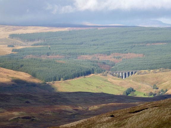 3.Cwm Prysor, Bwlch y Bi, Viaduct
11/11/12. Just before lunch Cassandra Crossing (Locally known as the Cwm Prysor Viaduct) comes into view. We walk over it on the return leg of the walk.
Keywords: Nov12 Sunday Tecwyn Williams