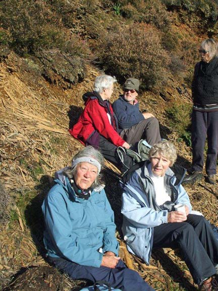 1.Around Llandecwyn
18/10/12. The first coffee break. Photo: Dafydd H Williams.
Keywords: Oct12 Thursday Alan Edwards Beryl Davies