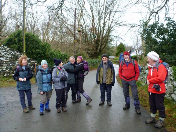 1.Dyffryn Ardudwy & Pont Scethin
9/12/12. Just over a mile from the start. Tecwyn is stopped from getting out of the picture. Dafydd has gone on ahead.
Keywords: Dec12 Sunday Catrin Williams