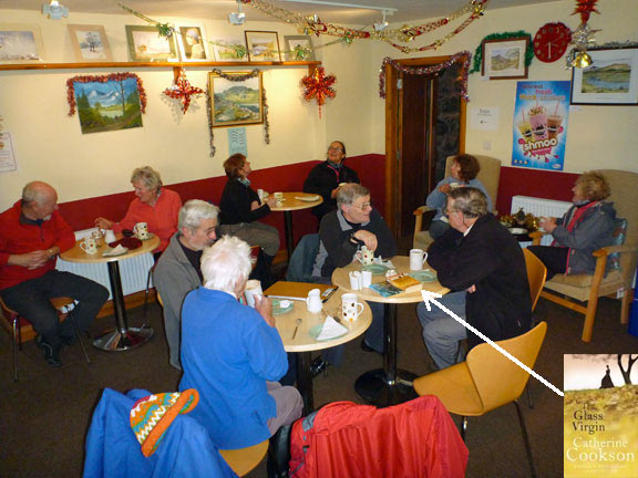 6.Dyffryn Ardudwy & Pont Scethin
9/12/12. The end of the walk and its tea/coffee and mince pies at the Internet cafe next to the car park. What more could one ask for. For those of you who were surprised at Dafydd's reading interests, the evidence is here.
Keywords: Dec12 Sunday Catrin Williams