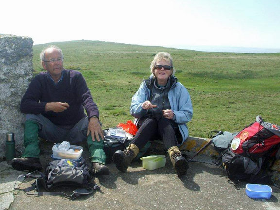 4.Bardsey
01/05/14. Lunch. Photo: Dafydd Williams
Keywords: May14 Thursday Miriam Heald