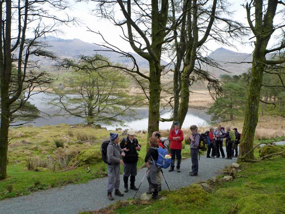 3.Beddgelert to Rhyd Ddu Return
30/3/14. On the west side of Llyn-y-Gader with snowdon and Yr Aran in the background.
Keywords: Mar13 Sunday Ian Spencer