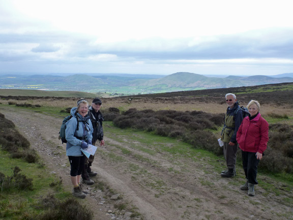 25.Church Stretton April 2014
The descent of Long Mynd with Caer Caradog & The Lawley in the background. Photo: Hugh Evans.
Keywords: Apr14 holiday Ian Spencer