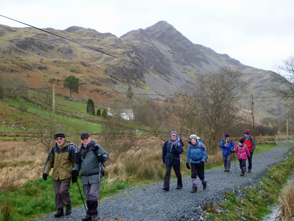6.Croesor Circular.
2/1/14. A few more yards to go as we leave Cnicht and the Croesor Valley behind. Talk is of where we are going to have a coffee. We settle on the Brondanw Arms.
Keywords: Feb14 Sunday Tecwyn Williams
