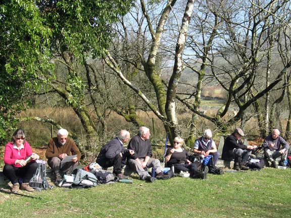 1.Croesor Circular
19/3/15. .Le déjeuner sur le parking à Croesor. No crêpes and no bathing. Photo: Ann White
Keywords: Mar15 Thursday Tecwyn Williams