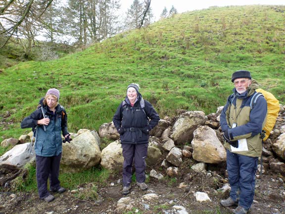 2.Llanuwchllyn - Cwm Wnion Circular
27/03/16. Coffee break close to the Roman Camps. It is still dry but it is windy and rain is not far off.
Keywords: Mar16 Sunday Hugh Evans