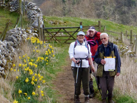 20.Holiday 2016  - The Peak District
3/4/16. Hartington to Thorpe. Making for the nearest pub which is at Alstonefield. Photo: Hugh Evans.
Keywords: Apr16 Week Ian Spencer