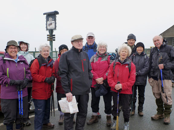 21.Holiday 2016 - The Peak District
4/4/16. At the Cat and Fiddle. Photo: Hugh Evans.
Keywords: Apr16 Week Ian Spencer