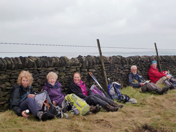 28.Holiday 2016 - The Peak District
4/4/16. Cat & Fiddle to Buxton. The morning tea break sheltering from the cold wind, close to Pym Chair. Photo: Hugh Evans.
Keywords: Apr16 Week Ian Spencer