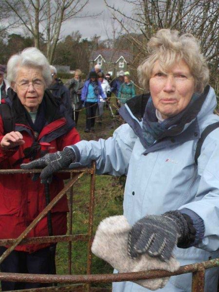 2. 2016 AGM Walk
3/3/16. The Kissing Gate v2. Photo: Dafydd Williams.
Keywords: Mar16 Thursday Dafydd Williams