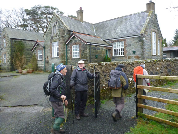 6.Bryncir
15/1/17. Behind us a very nice conversion done on an old Council School (1908) .
Keywords: Jan17 Sunday Kath Mair