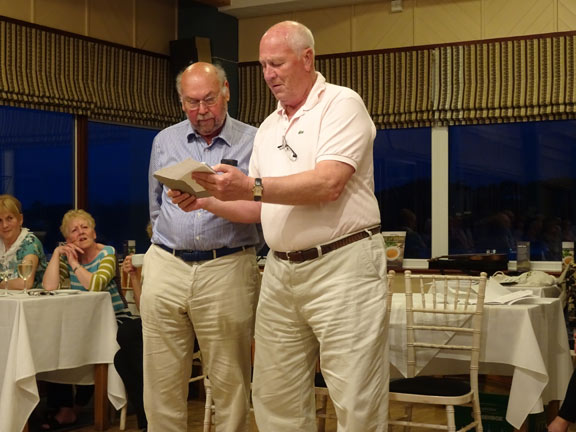 35.Isle of Wight Spring Holiday
4/5/17.  "The Way Things Are" Photo: Ann White
Keywords: May17 Week Hugh Evans