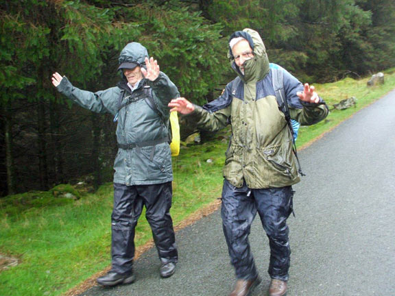 3.Nant Gwrtheyrn
30/3/17 Down to Nant Gwrtheyrn from Mount Pleasant car park. We are already wet. Photo: Dafydd Williams.
Keywords: Mar17 Thurs Ian Spencer