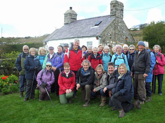 3. Mynydd Rhiw Circular
13/4/17. A quick pose in front of Ty'n yr Ardd one of the two National Trust bothies visited today. Photo: Dafydd Williams.
Keywords: Apr17 Thursday Marian Hopkins