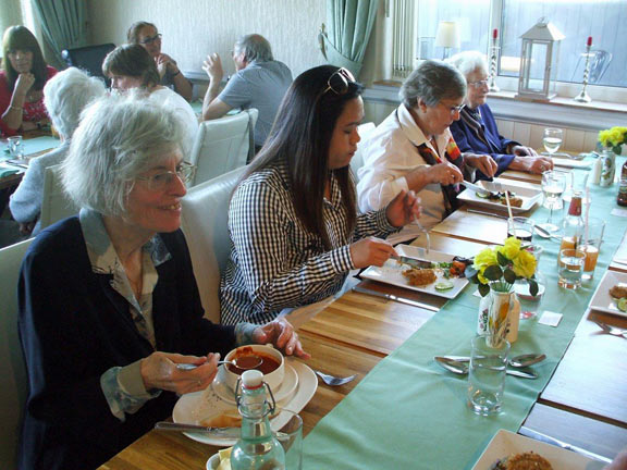 8.Spring Reunion Luncheon, Estuary Lodge Hotel, Talsarnau.
18/5/17. Photo: Dafydd Williams.
Keywords: May17 Thursday Dafydd Williams John Enser