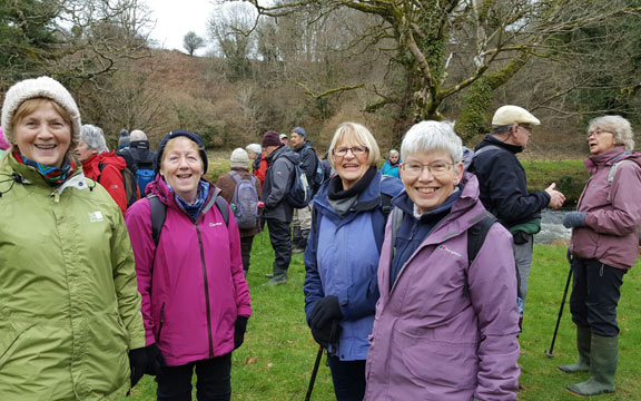 4.Snowdrop Walk (following AGM)
2/3/17. It must be a power break. Photo: Judith Thomas.
Keywords: Mar17 Thursday Dafydd Williams