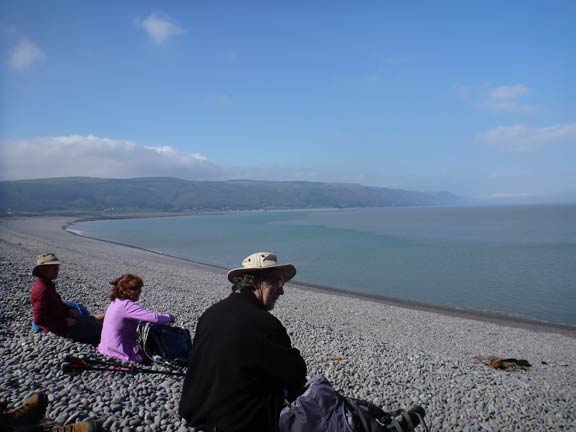 6.Exmoor Spring Holiday
14/4/18. Morning break on the beach at Purlock Bay.Photo: Hugh Evans.
Keywords: Apr18 week Hugh Evans