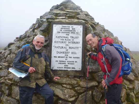 30.Exmoor Spring Holiday
17/4/18. The first ones to reach Dunkery Beacon. Photo: Hugh Evans.
Keywords: Apr18 week Hugh Evans