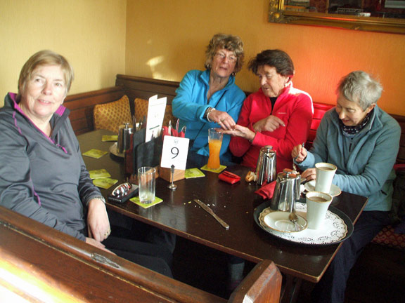 5.Maentwrog circular
15/2/18. The serious stuff. Tea at the Oakley Arms. Photo: Dafydd Williams.
Keywords: Feb18 Thursday Tecwyn Williams