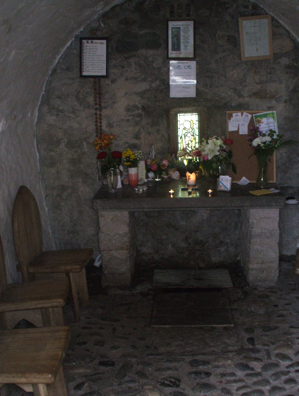 3.Rhos on Sea
24/5/18. Inside St. Trillo's Chapel. Photo: Dafydd Williams.
Keywords: May18 Thursday Miriam Heald