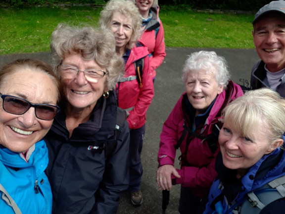 2.Moelwyns
16/6/19. Still in the car park! Photo: Judith Thomas.
Keywords: Jun19 Sunday Judith Thomas
