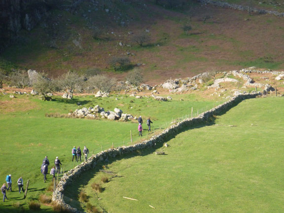 2.Yr Eifl & Tre'r Ceiri
24/3/19. Looking down over Nant-y-cwm. The group is about to start the ascent.
Keywords: Mar19 Sunday Richard Hirst