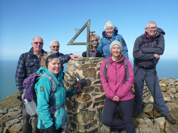 5.Yr Eifl & Tre'r Ceiri
24/3/19. The summit of Yr Eifl 564 metres. Great visibility, with lunch on the lee side of the peak.
Keywords: Mar19 Sunday Richard Hirst