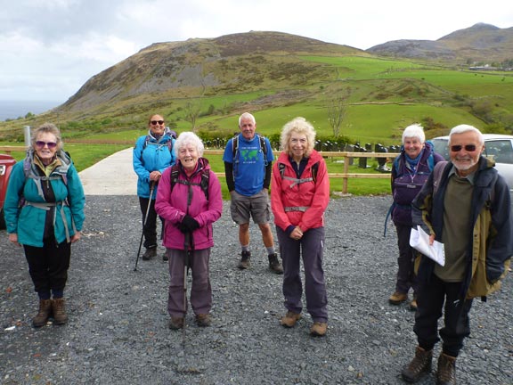 1.Clynnog Hills: Bwlch Mawr and Pen y Gaer
16/5/21. Starting off from the car park in Llanaelhaearn.
Keywords: May21 Sunday Noel Davey