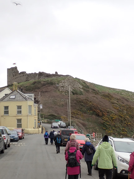 6.AGM Criccieth circ
10/3/22. Almost there. The target: Cadwaladers' Café  just past Criccieth Castle.
Keywords: Mar22 Thursday Dafydd Williams