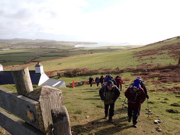 3.Aberdaron - Porth Oer
6/2/22. Past the farm Pwlldefaid we have reached a cottage at the base of Mynydd Anelog.
Keywords: Feb22 Sunday Hugh Evans