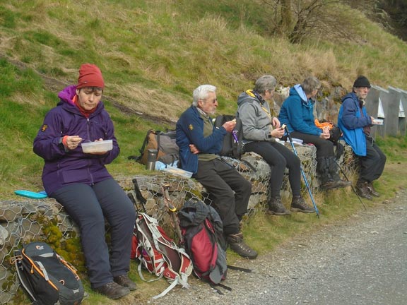 6.Betws and the Lakes
6/3/22. Lunch at Nant Uchaf. Photo: Dafydd Williams.
Keywords: Mar22 Sunday Gwynfor Jones