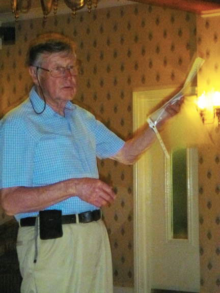 47.Dartmoor April 2013.
24/04/13. At very short notice our comedian, for the evening.
Keywords: Apr13 week Ian Spencer