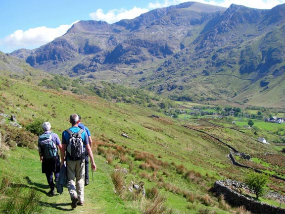 6.Nant Peris, Glyders, Y Garn, Foel Goch
26/05/13.  Finally out of Cwn Dudodyn which we find is a bit of a hanging valley. The final stretch ahead of us with the Llanberis Pass and Snowdon in the background. 9.7miles. 6hrs 14min. 3669ft acc ascent. 4213ft acc descent. Photo: Roy Milnes.
Keywords: May13 Sunday Hugh Evans