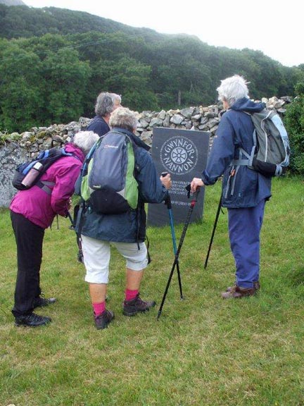 2.Craig y Llyn a Braich Ddu C walk.
18/08/13. A plaque marking Gwynfor Evans' grave at an old cemetry near Gallestra below Cader Idris. Photo: Dafydd Williams.
Keywords: Aug13 Sunday Nick White