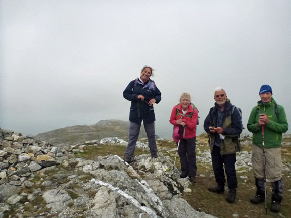 2.Aran Benllyn, Aran Fawddwy
14/9/14. Aran Benllyn for lunch. A very windy lunch and chilly lunch. It seemed the ideal spot when we chose it.
Keywords: Sept14 Sunday Hugh Evans