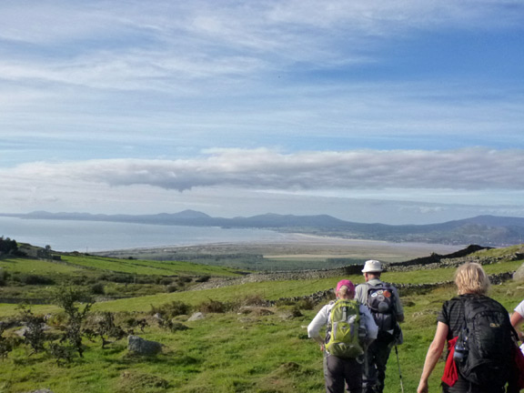 6.Tal y Bont to Harlech Taith Ardudwy Way
28/9/14. Foel Senigl on the right as we make our way down to Harlech.
Keywords: Sept14 Sunday Dafydd Williams